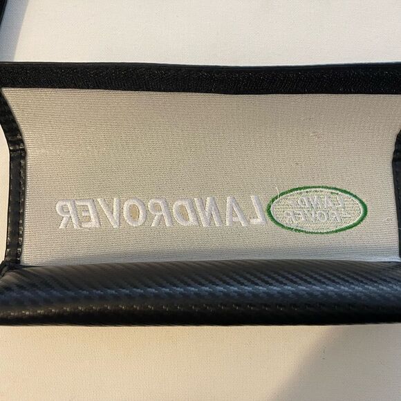 Land Rover car seat belt covers set of 2 Black NWT - Picture 6 of 7